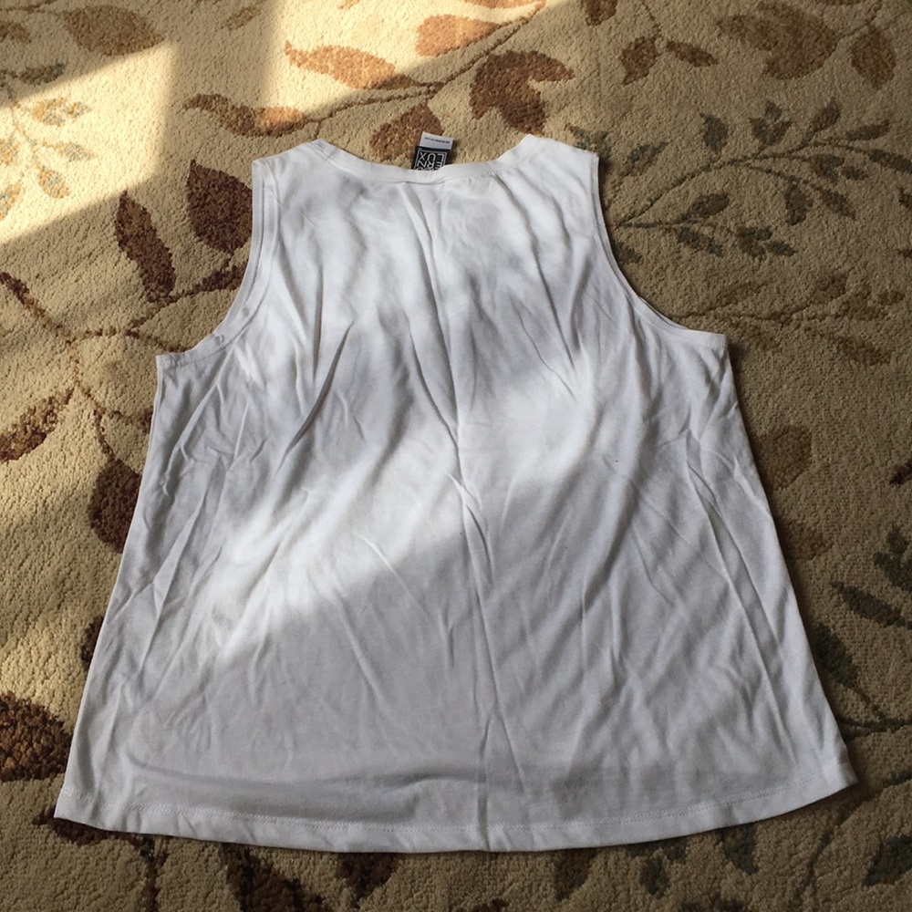 Fiancé Tank Top - Picture 4 of 4